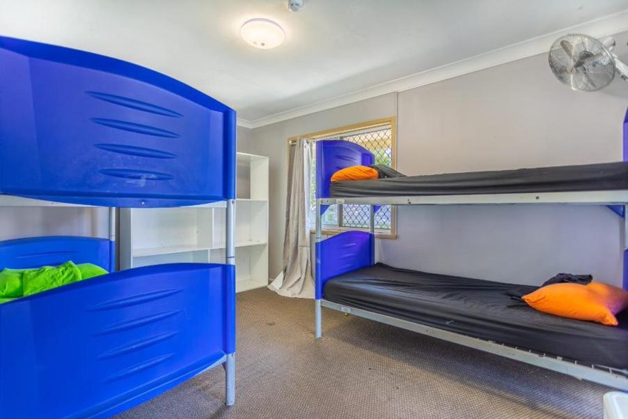 Sleeping Inn Backpackers Resort Голд-Кост Экстерьер фото